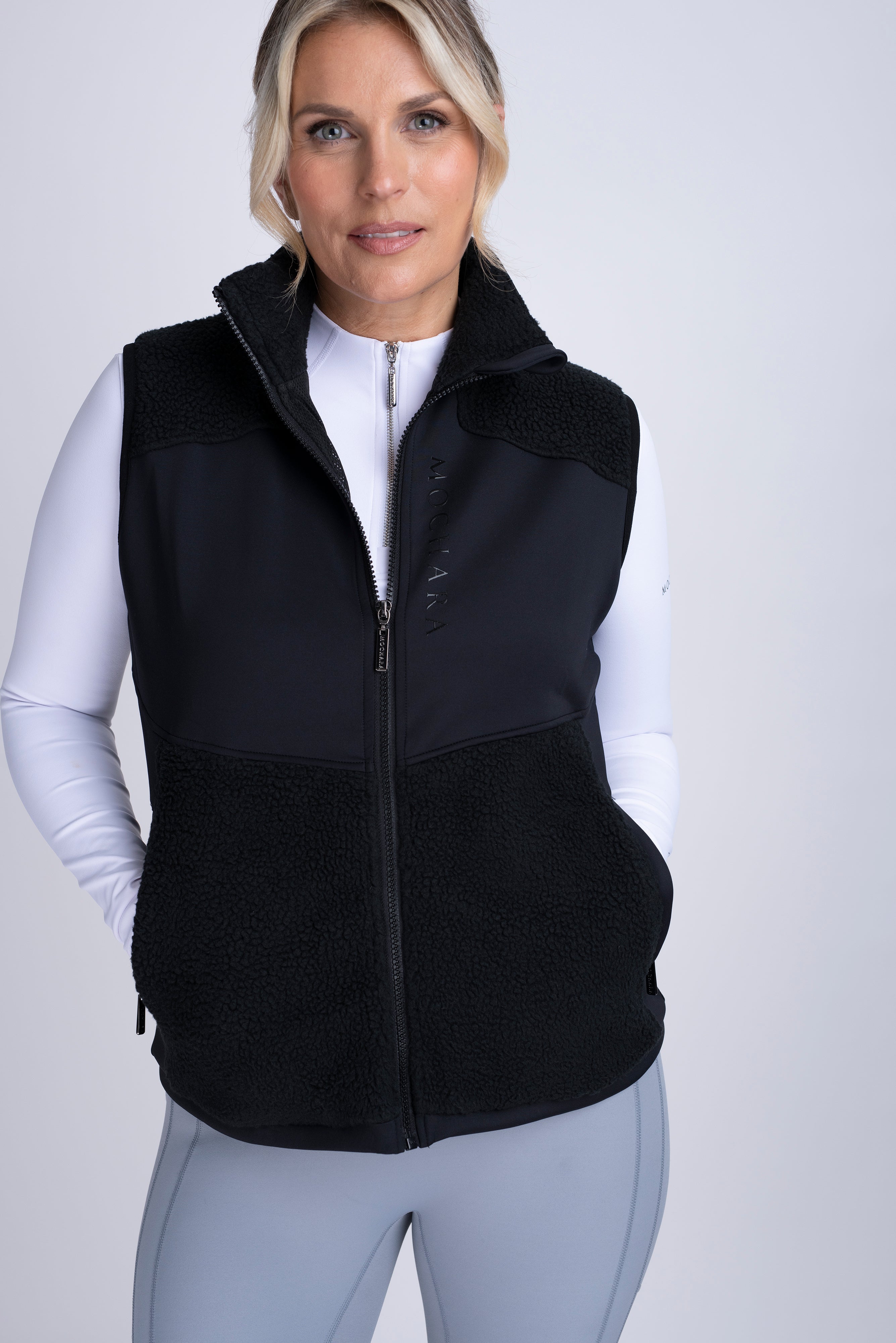 Mochara Black Sherpa Gilet