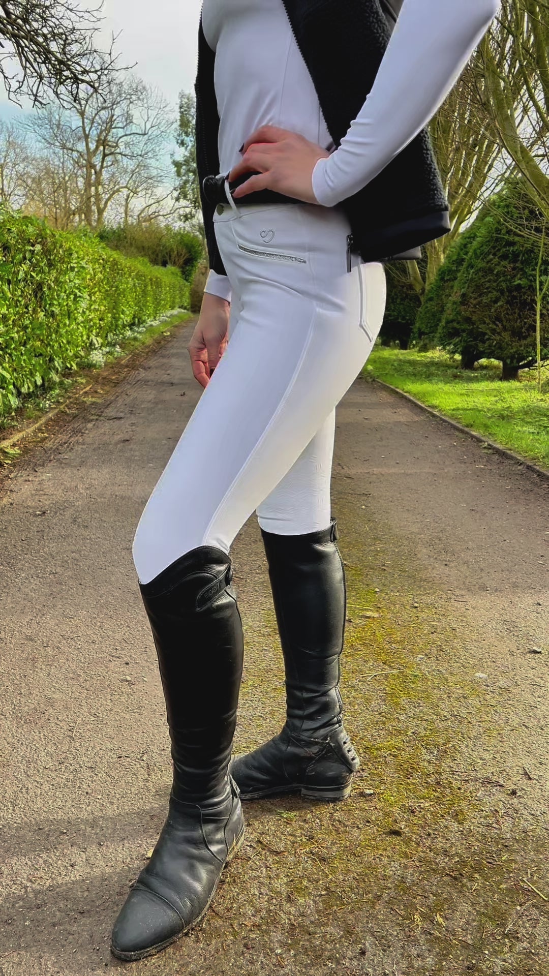 Mochara White Knee Grip Breeches